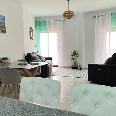 O Mar Na Frente De Lux Caparica *